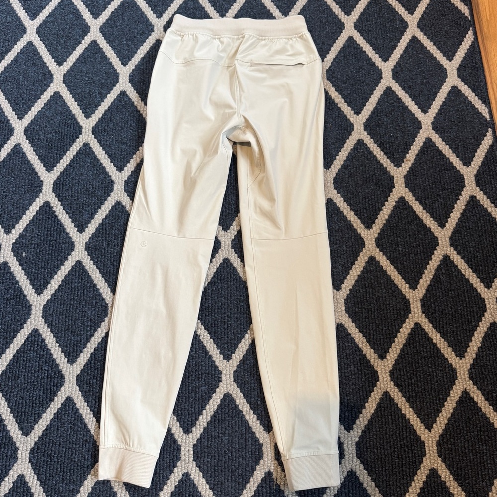 Lululemon Jogger Pants XS | Slim Fit | Stretchy | Fits Women’s XS/S - Picture 3 of 14
